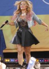 Demi Lovato - Hot concert pics